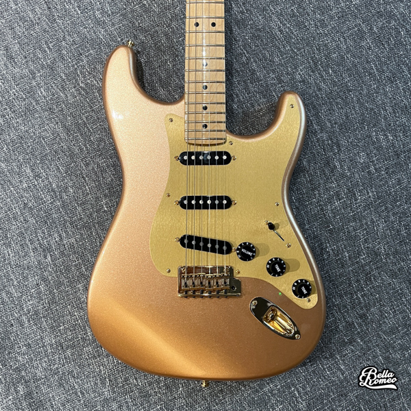 American Design Experience Stratocaster 2014 [Used]