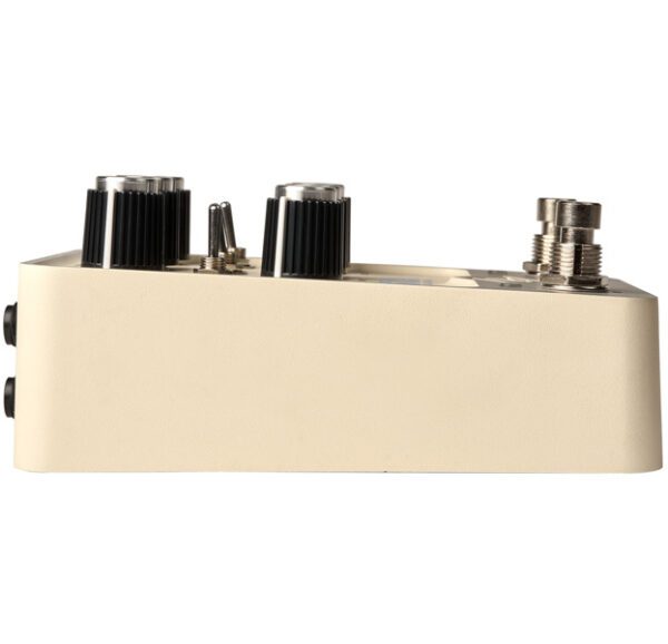 Universal Audio UAFX Astra Modulation Machine Modulation Pedal [New] - Image 2