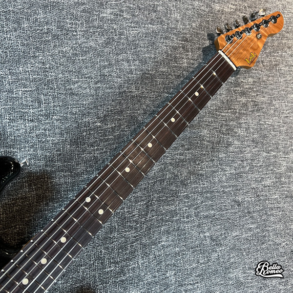 LsL Instruments Saticoy Black Sparkle Over Burgundy Mist