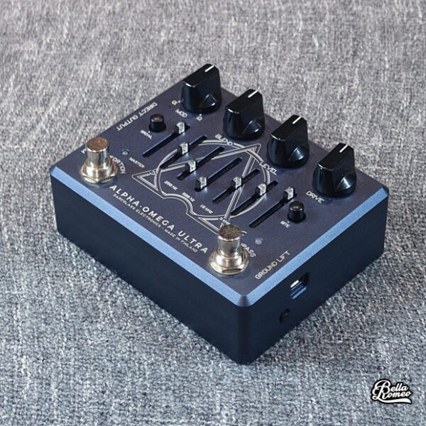 Darkglass Alpha Omega Ultra V1 [Used] - Image 2