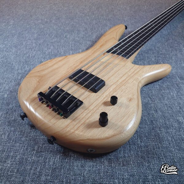 Ibanez GWB1 Gary Willis Signature Fretless Bass [Used] - Image 4