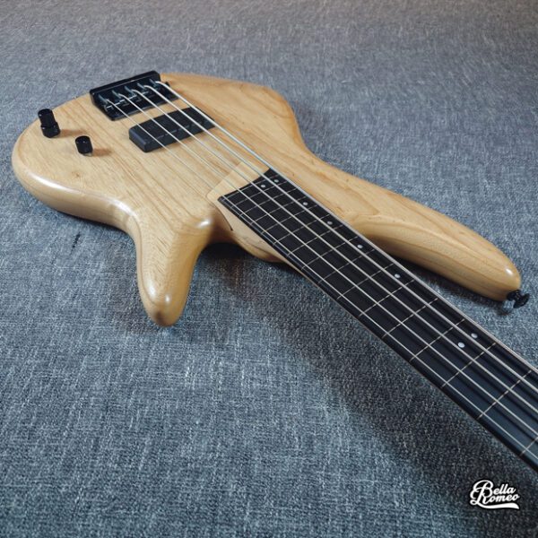 Ibanez GWB1 Gary Willis Signature Fretless Bass [Used] - Image 5